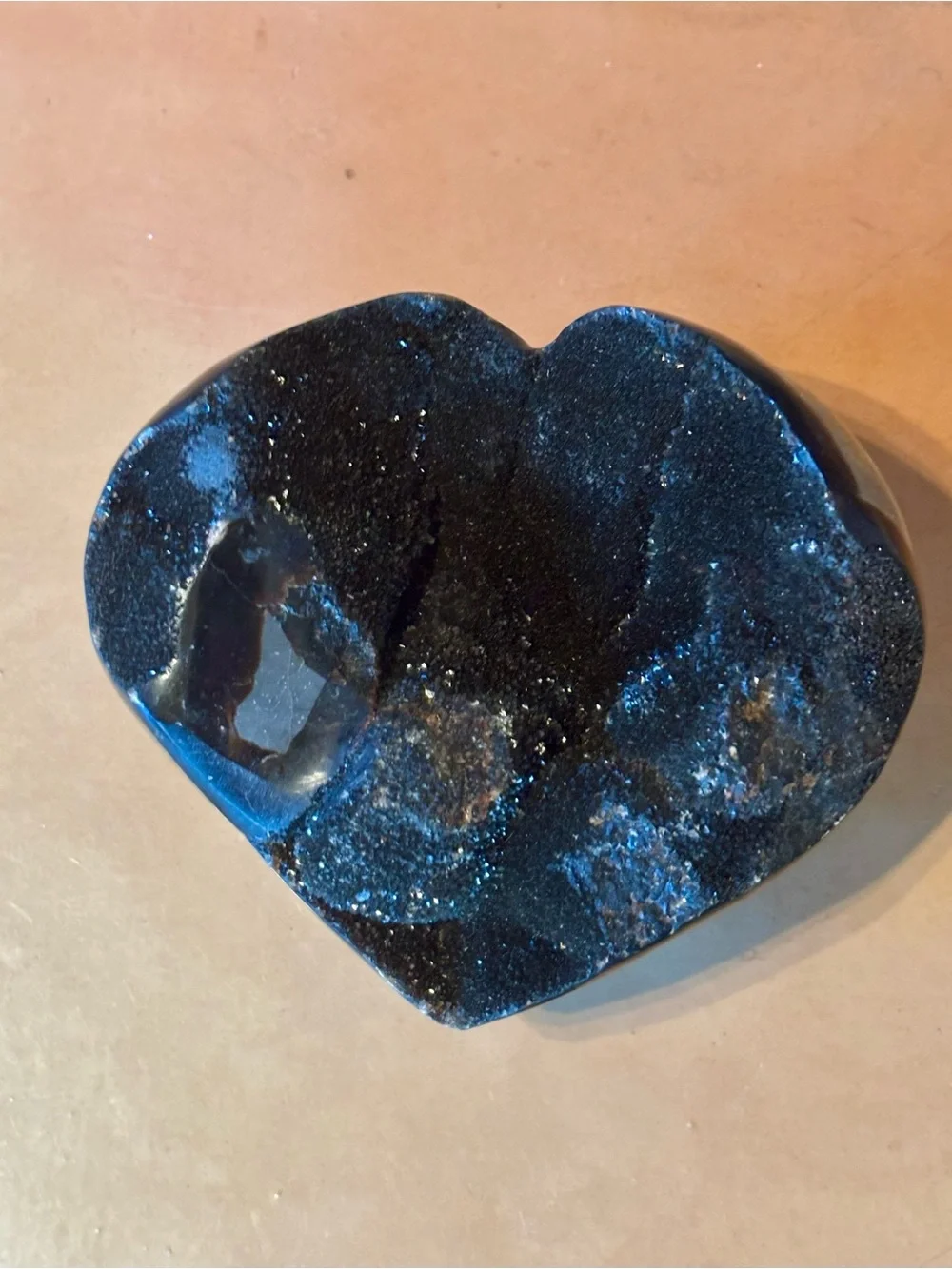🐉 🖤 HUGE Black Septarian Crystal Heart w Druzy 900g (~2 lbs!)